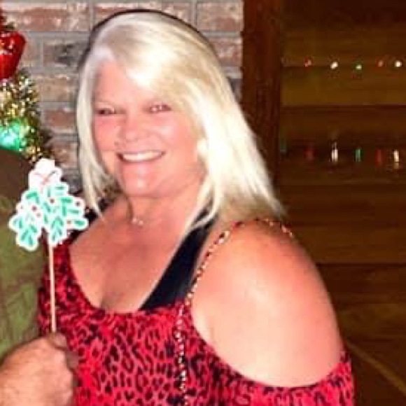 Meet your Posher, Rachelle - Picture 2 of 2